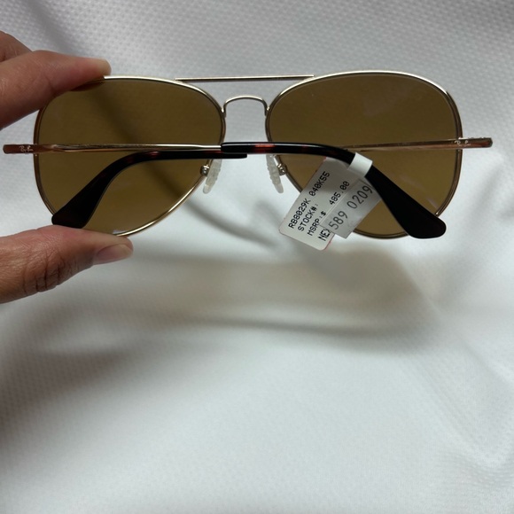 Ray-Ban Aviator sunglasses - Picture 4 of 7